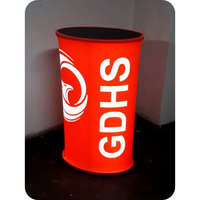Červený prezentačný stolík s LED podsvietením