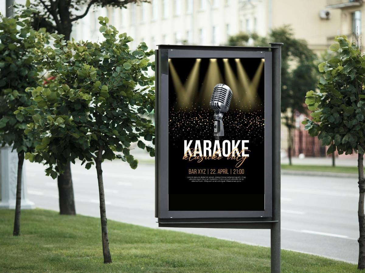 Plagát pozývajúci na karaoke večer na citylighte.