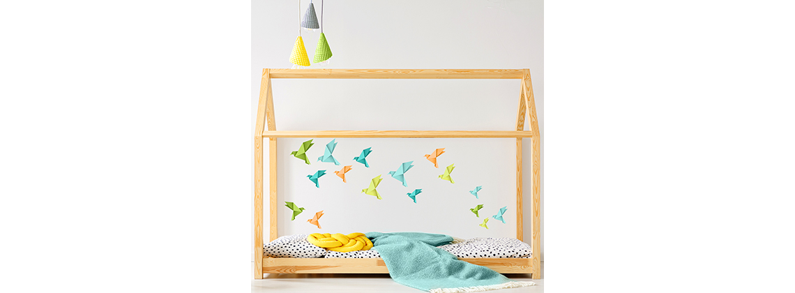 Origami vtáčiky - oranžové, zelené a modré - nálepka na stenu